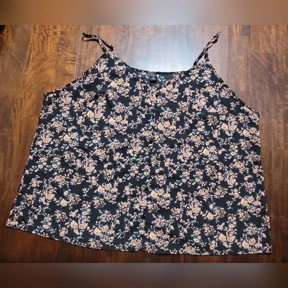 SHEIN Black and Cream Floral Camisole